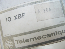 TELEMECANIQUE Schalter Drucktaster Aus Schalter Knopf XBF A164 XBFA164 