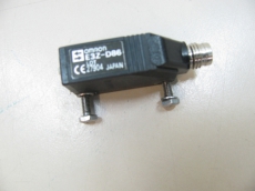 OMRON 5-100mm PNP  Reflexlichtschranke optisch Reflexlichttaster E3Z-D86