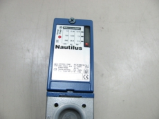 TELEMECANIQUE 2.5 IP66 240V 1.5A XML A002A2S11 071119 Nautilus Druckschalter OVP