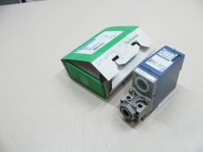 TELEMECANIQUE Pressure Switch Druckschalter Druck Schalter  XML 020A2S11