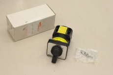 MERZ 451011/200 0-1 typ451 11kW 22kW Nockenschalter Drehschalter 451011/200 OVP