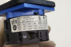 GENERAL ELECTRIC 492/105016-200 1-0-2 690V 20A Nockenschalter Drehschalter OVP