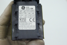 GENERAL ELECTRIC 492/104003-100 0-1 690V 20A AC Nockenschalter Drehschalter OVP