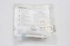 SIEMENS 3RG4023 3AF01 6mm PNP NO Näherungsschalter induktiv 3RG4023-3AF01 