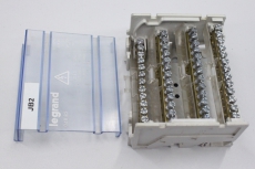  LEGRAND 04885 Hauptleitungsklemme Legrand Klemmenblock 