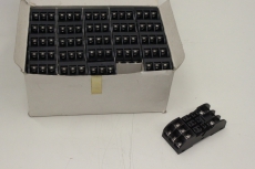 25x Sockel  Relais Fassung D411 OVP