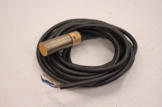  OMRON E2EX2F1G E2E X2F1 G Näherungsschalter induktiv E2E-X2F1-G