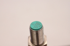  PEPPERL + FUCHS CJ412GME2 CJ4 12GM E2 Näherungsschalter Kapazitiv CJ4-12GM-E2