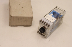 Dold MINITIMER AA 7610.21 6A 220V  0,2-6 sek Zeitrelais AA7610.21