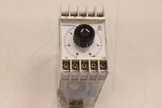 Dold MINITIMER AA 7610.21 6A 220V  0,2-6 sek Zeitrelais AA7610.21