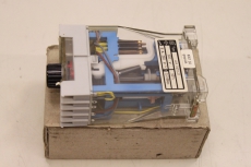 Dold MINITIMER AA 7610.21 6A 220V  0,2-6 sek Zeitrelais AA7610.21