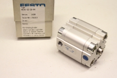  FESTO 156953 J608 Kurzhubzylinder Ø32mm 20mm AEVU-32-20-PA OVP