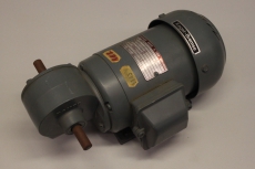 EBERHARD BAUER E2-10/DO 44-141B 55W 220/380V Getriebemotor 