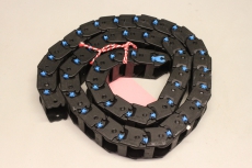 DECRIL 3000B 42x  Energiekette Platichain Schleppkette 3000B