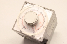 FIBER R 14 5 01 04 220V Zeitrelais R1450104 OVP