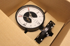WIKA 421.12 -50 350 mmWS  Manometer gauge 1028 OVP