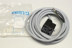  FESTO Steckdose mit Kabel KMV-1-24-2.5-LED 30939 OVP 