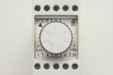 E.DOLD U. SöHNE AA 7562.32 0,2-30s Zeitrelais AA756232 AA7562 32