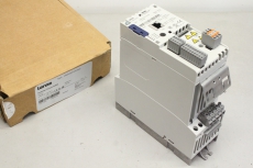  LENZE Inverter Drives 8400 15517803 Frequenzumrichter E84AVSCE3712SX0
