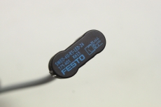  FESTO  Näherungsschalter magnetisch SMEO-4U