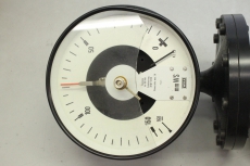 WIKA 82.1 mmWS Manometer gauge Grenzwertschalter 421-160-16010