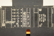 TELEMECANIQUE LA3-D22 A65 Repos off Delay 0,1-30s Schütz   378036-0121