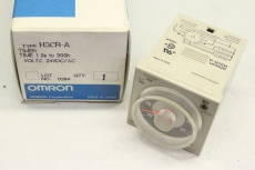 OMRON H3CR-A 1,2s-300h 24VDC AC Relais Zeitrelais Timer H3CRA OVP