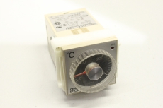  OMRON E5C2 R20J E5C2R20J Temperaturregler DIGITAL E5C2-R20J