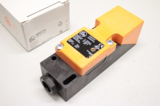 IFM EFECTOR IM5019 Näherungsschalter induktiv IME3020-FPKG OVP