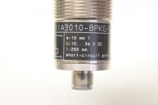  IFM ELECTRONIC IIA3010-BPKG/US-100-DPS Näherungsschalter induktiv II5447