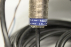 TELEMECANIQUE XS1M18MB230L1 sensor induktiv proximity 