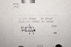  FESTO Pneumatikventil VUWS-L30-M32C-M-G38 575578