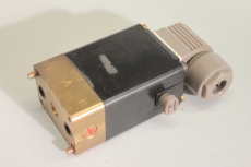 BüRKERT 331-C-3.0-B-MS 041195J 24V Kolben Magnetventil Piston solenoid  valve  