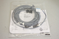  FESTO 151672  Näherungsschalter magnetisch X713 OVP