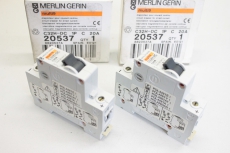 2x MERLIN GERIN  C32H-DC 20537  Gleichstrom Leitungsschutzschalter  OVP
