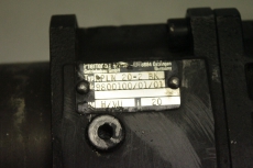 INDRAMAT MKD090B-047-KG1-KN i:20 Pfeffer RPLN 20-2 BK Servomotor & Getriebe 