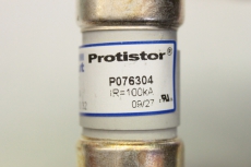 FERRAZ SHAWMUT FD27GRB66V32T P076304 660V DC GRB 32A Sicherung Fuse P076304