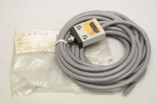 OMRON  D4C-9034 Positionsschalter Endschalter Limit Switch D4C9034