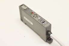 BAUMER FVDK 10P82 / 405436 Sensor Fiber Optic Lichtwellenleiter  FVDK10P82 OVP