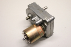 KELVIN Mattke 3540K024C 4.64 Getriebemotor Gear Motor 3540K024C