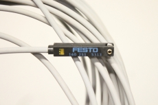 2x FESTO 160251 SME-8-O-K-LED-24 Näherungsschalter Zylinder 