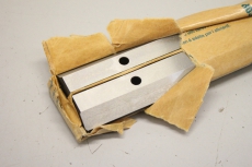 2x V5025X500-B15-Q6-US V5025X500 023499095 87 L 01 21  Linearführung OVP 