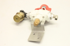 SMC VHS40-F04A & R16-200-R30G  Ventil Handabsperrventil & Regler Regulator 