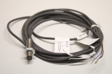  BALLUFF BES516383E4CPU  Näherungsschalter induktiv BES516-383-E4-C-PU