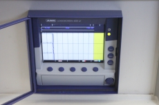JUMO Logoscreen 500 cf 706510/24-23/020 in Gehäuse Bildschirmschreiber  350