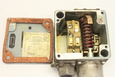 SQUARED  ACW-8 ACW 8 FROM M11 Class 9012 Druckschalter Pressure Switch ACW8