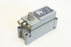 SQUARED AW-12 Positionsschalter  Endschalter Limit Switch AW12