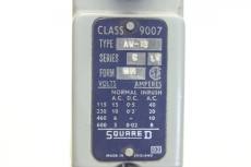 SQUARED AW-12 Positionsschalter  Endschalter Limit Switch AW12