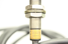 OMRON E2E-X2Y1-G Näherungsschalter proximity Switch 