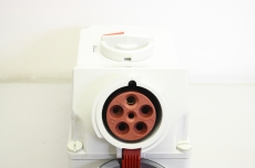 MENNEKES  5113A 63A 6h 3P+N+  Wanddose  5113A